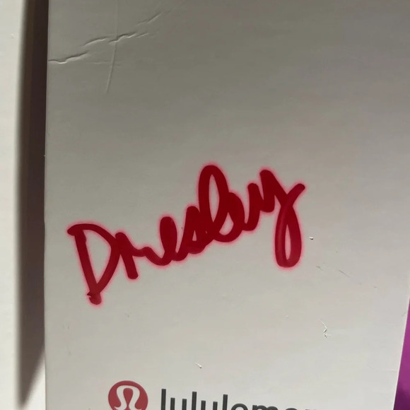 Lululemon Chase the Chill Super High-Rise Tight 28"
Deep Fuschia size 2 - Picture 11 of 11